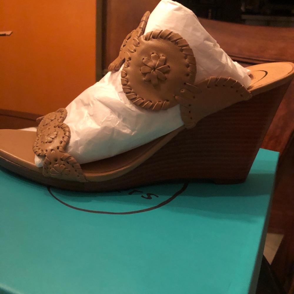 Brand new with box Jack Rogers Luccia sandal